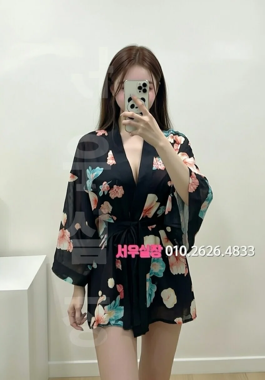 신사 셔츠룸 프리미엄 라인업 20번 프로필